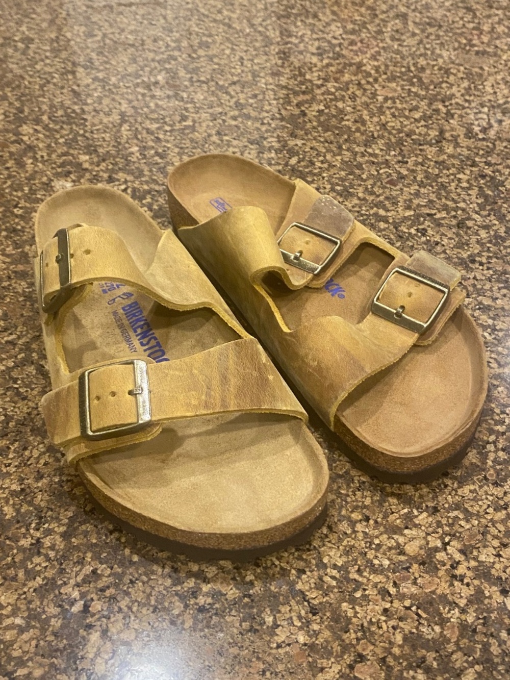 Birkenstock Arizona EU42/USW11 Reg Fit/Sftbd Mustard Leather